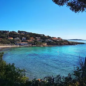 https://sublime-sanary-plage.fr-provencehotel.com